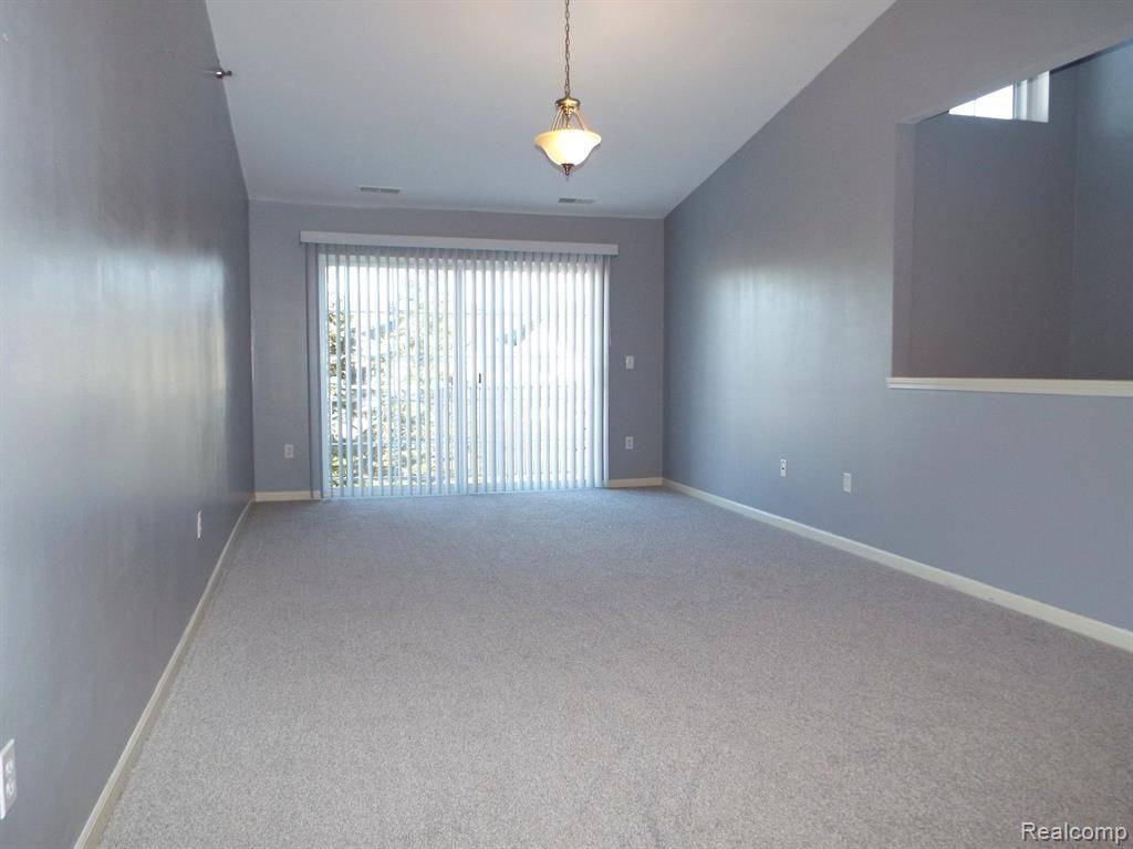 Wolverine Lake Vlg, MI 48390,4202 TEAL Lane