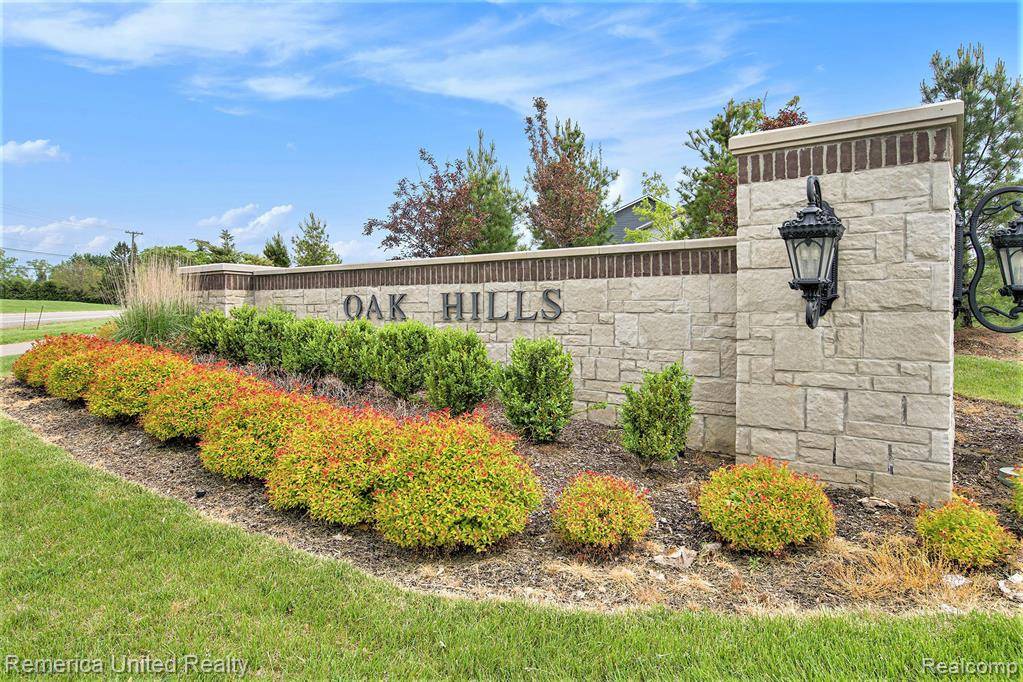Commerce Twp, MI 48382,2670 IRONTON Drive
