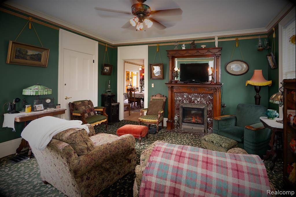 Romeo Vlg, MI 48065,117 Bradley Street