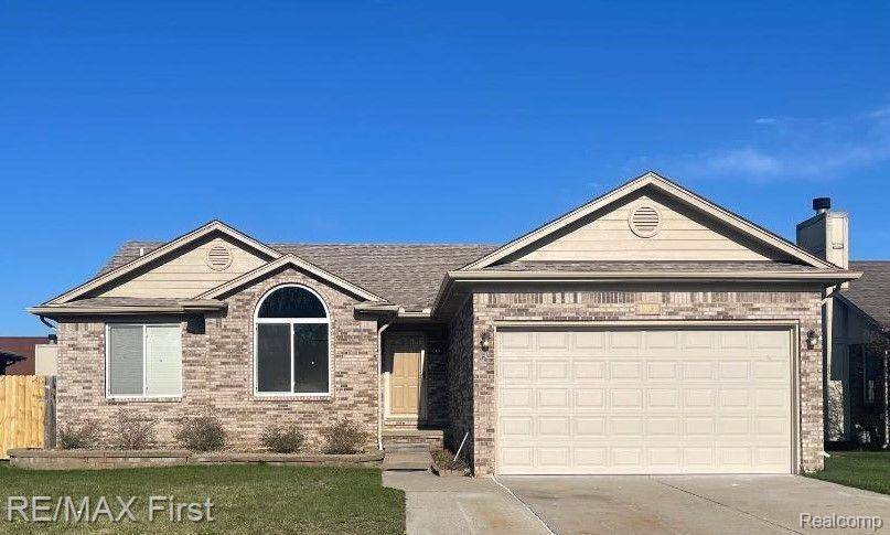 Chesterfield Twp, MI 48051,46132 ROYAL Drive