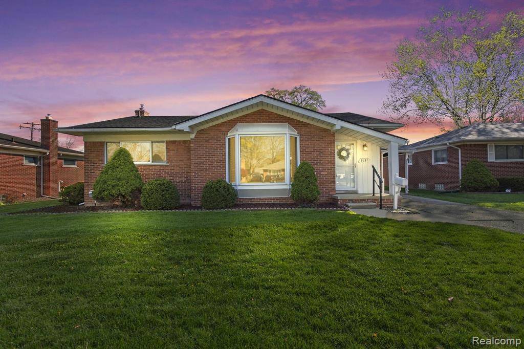 Sterling Heights, MI 48314,8681 STROM Drive