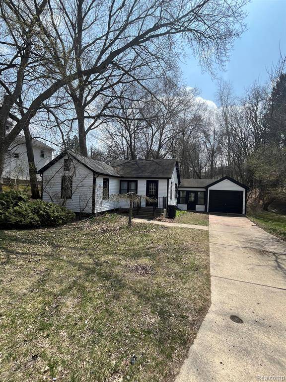 Milford Vlg, MI 48381,223 W WASHINGTON Street