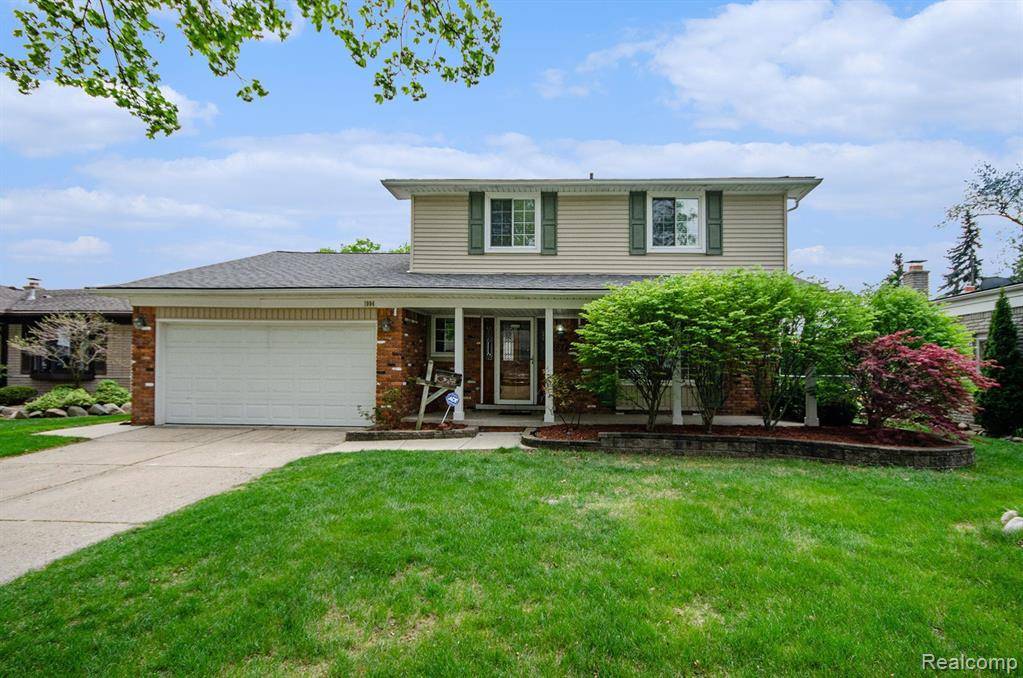 Troy, MI 48083,1084 CHARRINGTON Drive