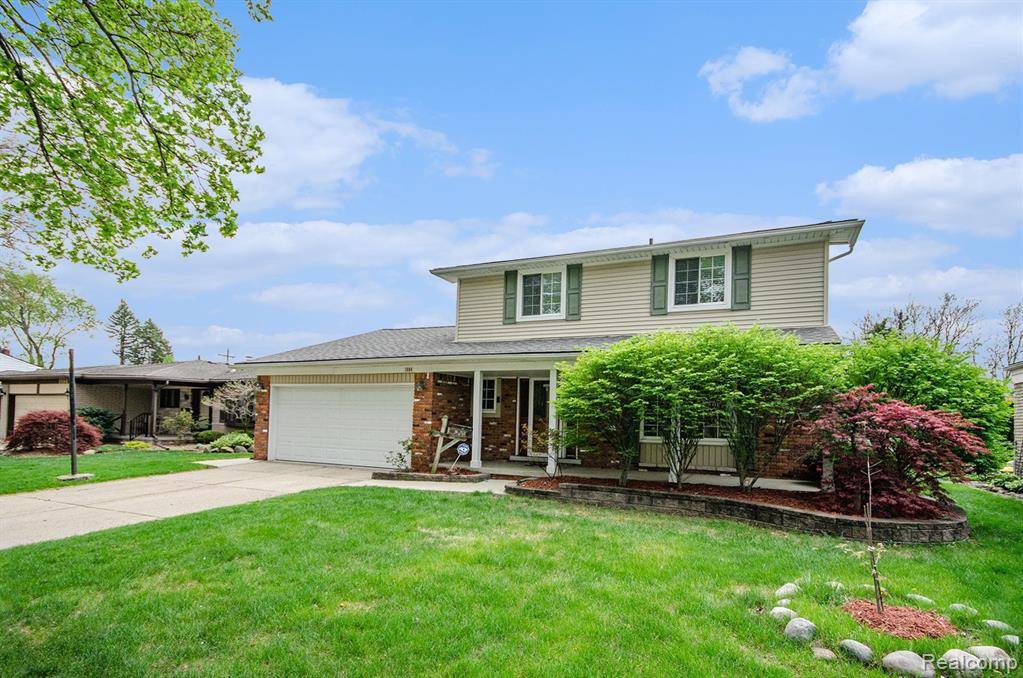 Troy, MI 48083,1084 CHARRINGTON Drive