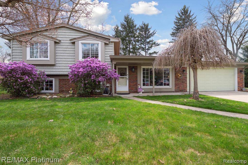 Brighton Twp, MI 48114,10328 Carriage Drive