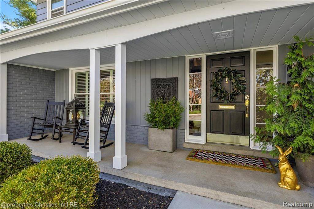 Birmingham, MI 48009,1301 Fairway Drive