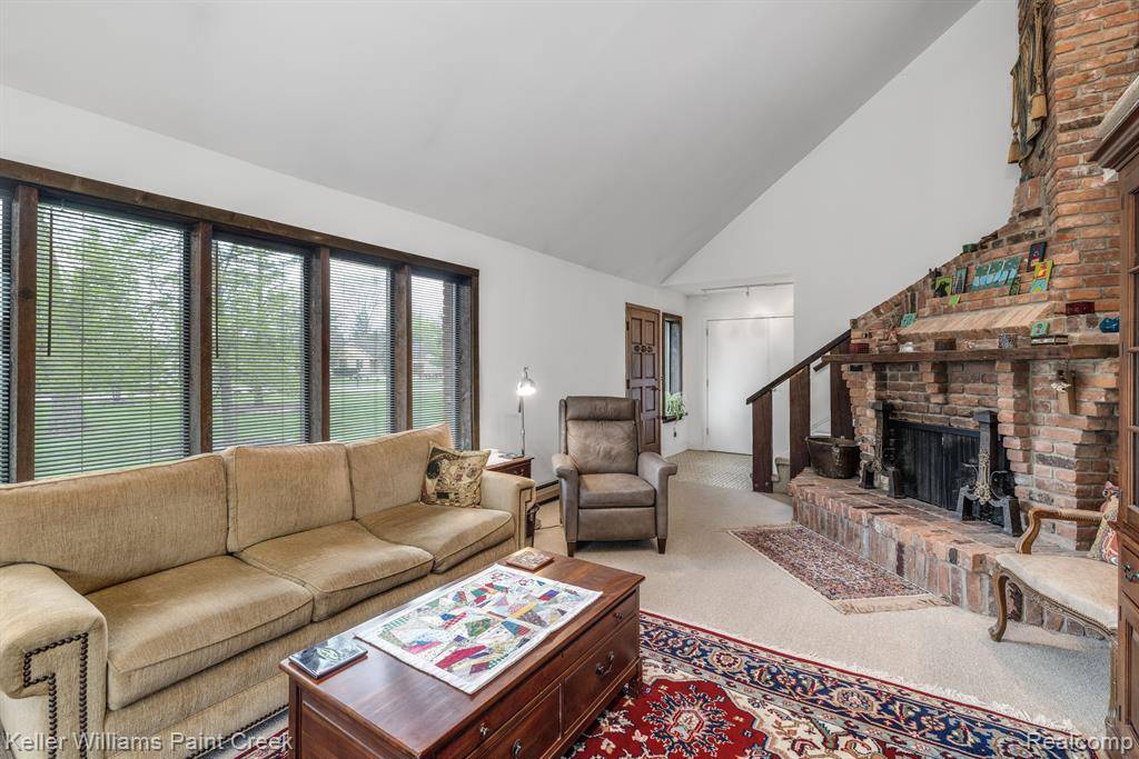 Troy, MI 48085,207 Leetonia Drive