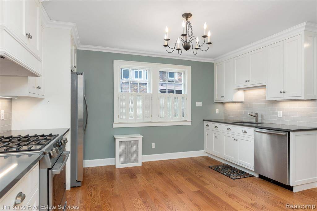Grosse Pointe Park, MI 48230,1425 BISHOP Road