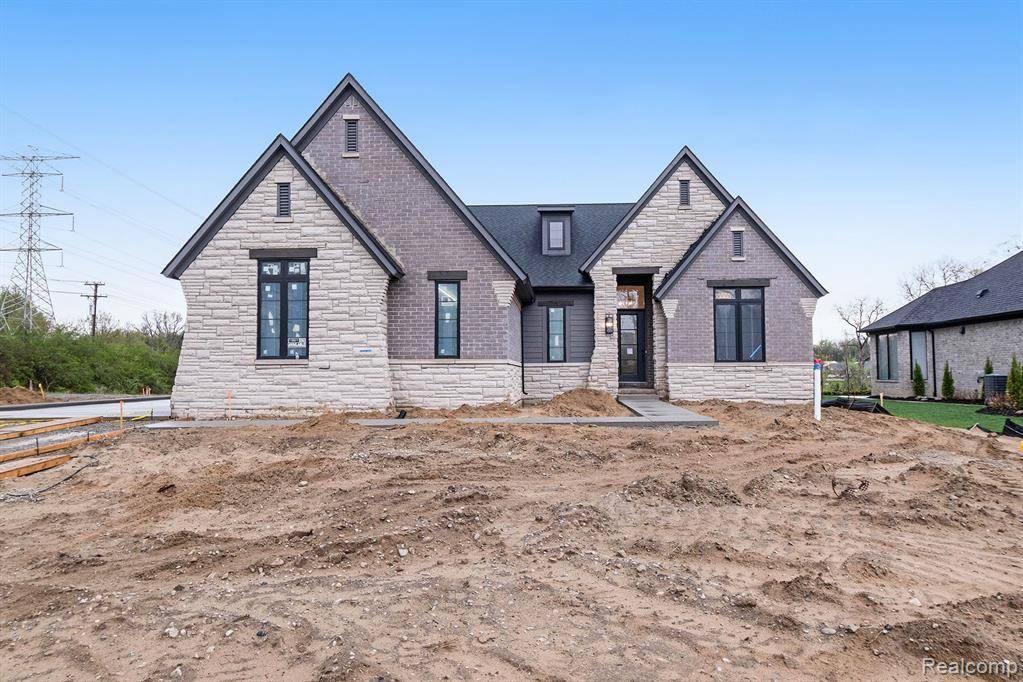 Shelby Twp, MI 48315,12771 N POINTE Drive