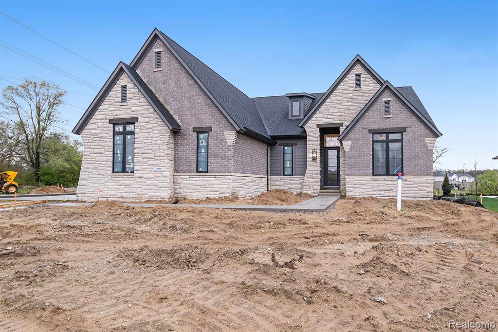 Shelby Twp, MI 48315,12771 N POINTE Drive