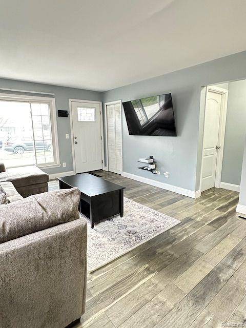 Dearborn Heights, MI 48125,5369 POLK Street