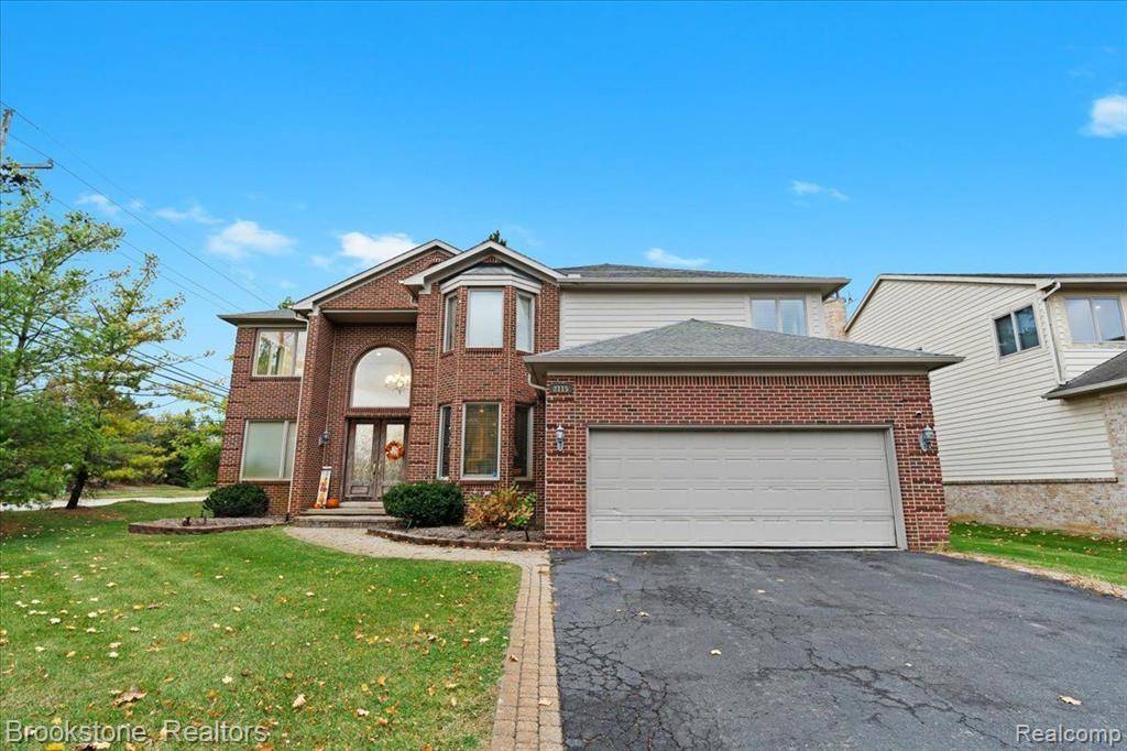 West Bloomfield Twp, MI 48324,2115 ALDWIN Drive