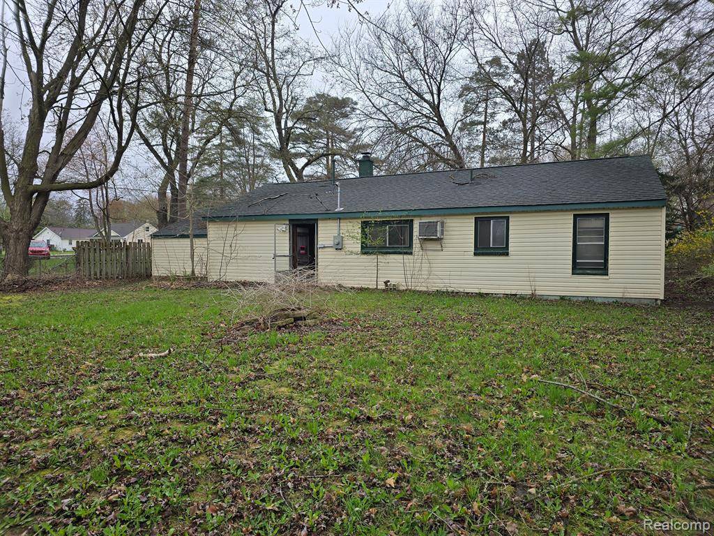 Highland Twp, MI 48356,2750 JACKSON Boulevard