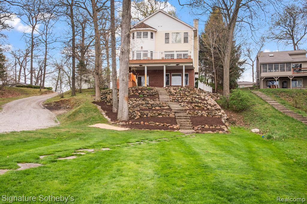 Genoa Twp, MI 48116,5027 GROVER Drive