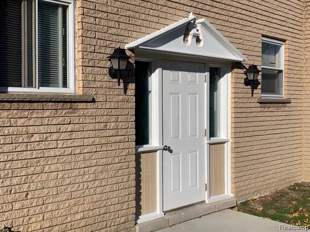 Allen Park, MI 48101,19250 WICK Road 107