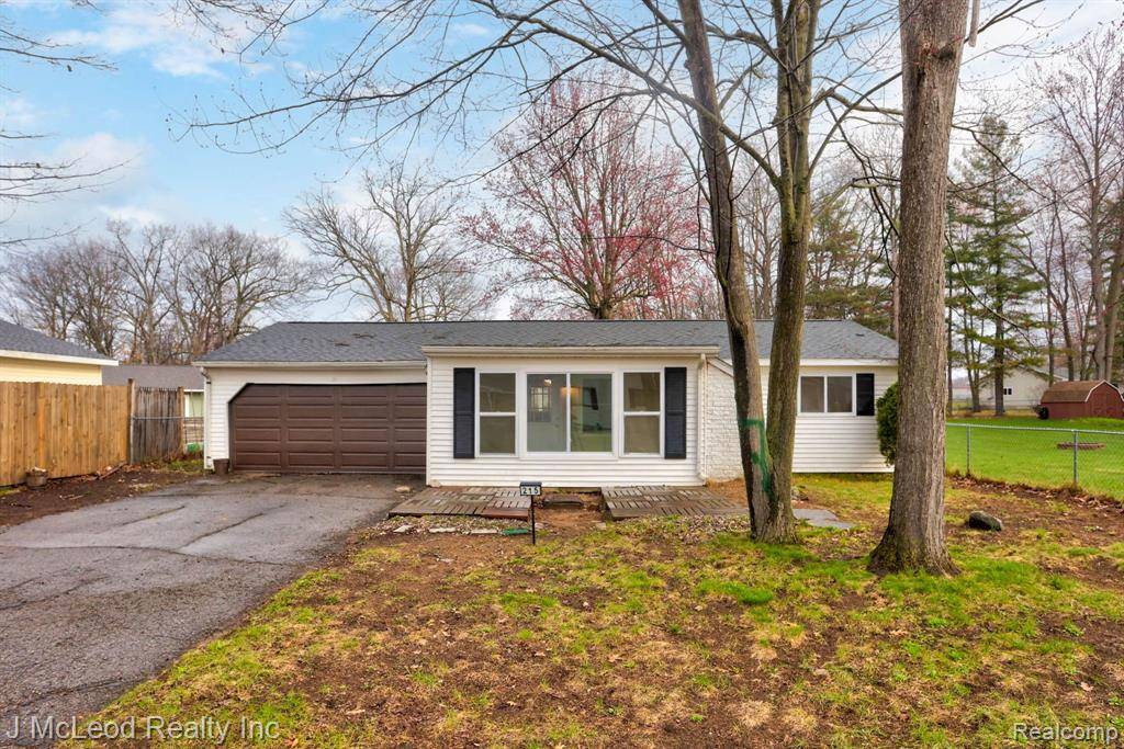 Denton Twp, MI 48651,215 ARROWHEAD Drive