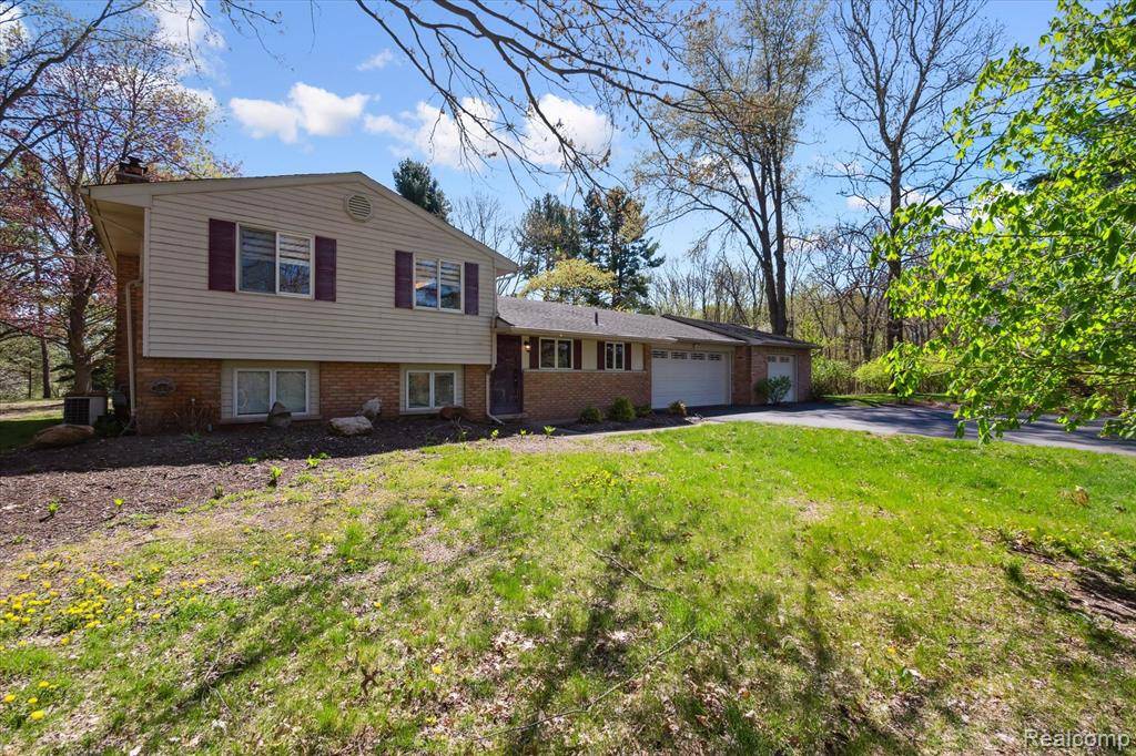 Canton Twp, MI 48187,3958 NAPIER Road