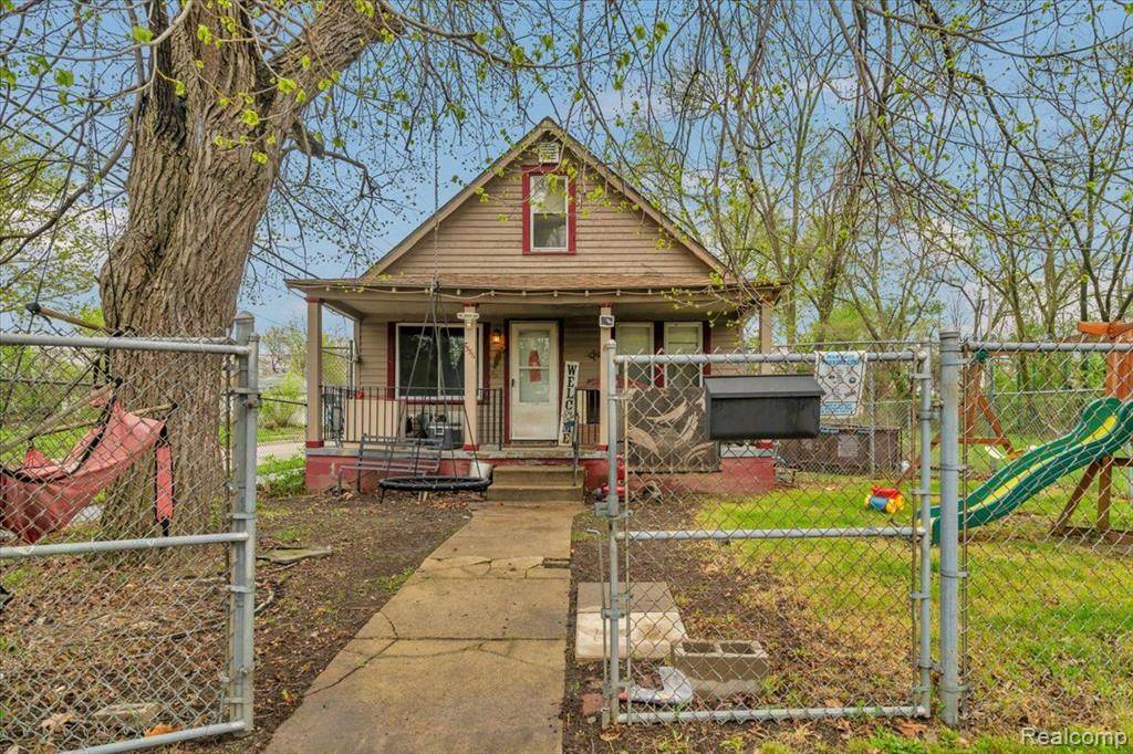 Detroit, MI 48228,7556 SAINT MARYS Street