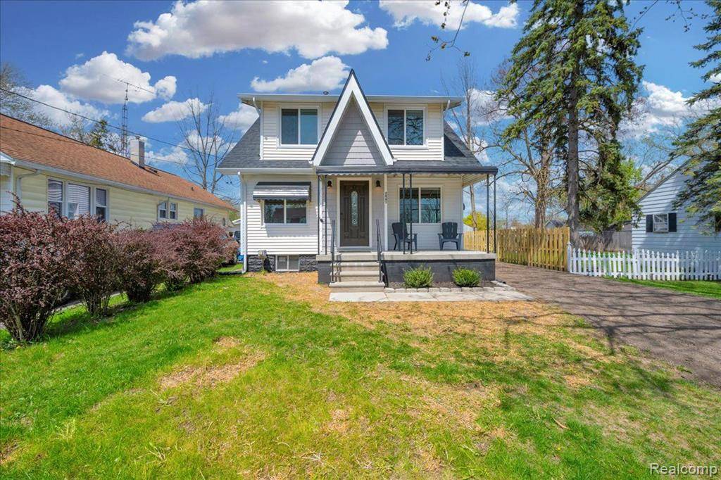 Burton, MI 48529,2061 E WHITTEMORE Avenue
