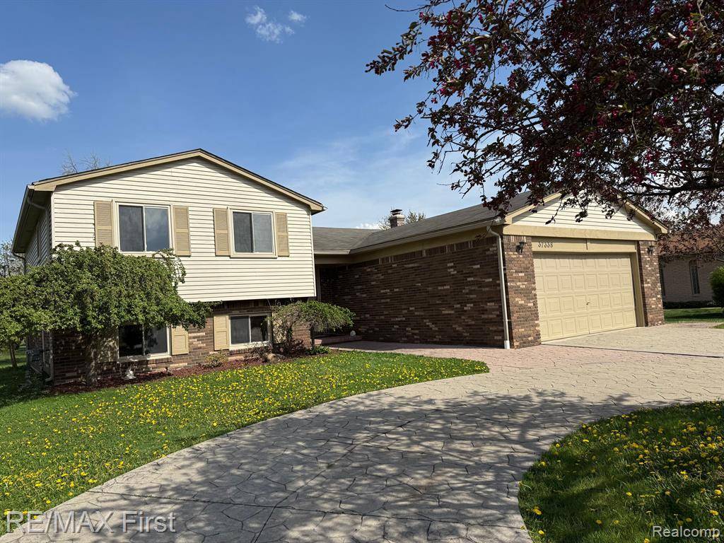 Sterling Heights, MI 48310,37338 HIGHLITE Drive