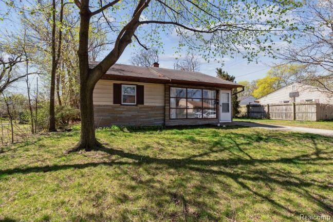 Oak Park, MI 48237,10271 TROY Street