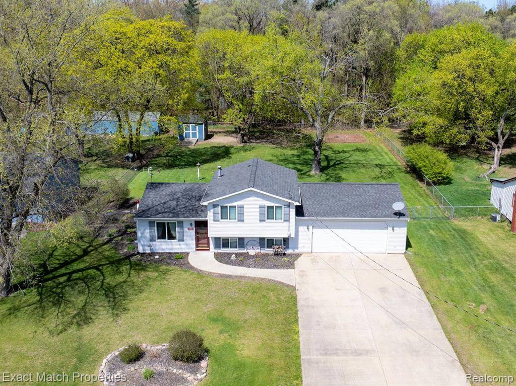 Waterford Twp, MI 48327,7180 HOWELL Avenue