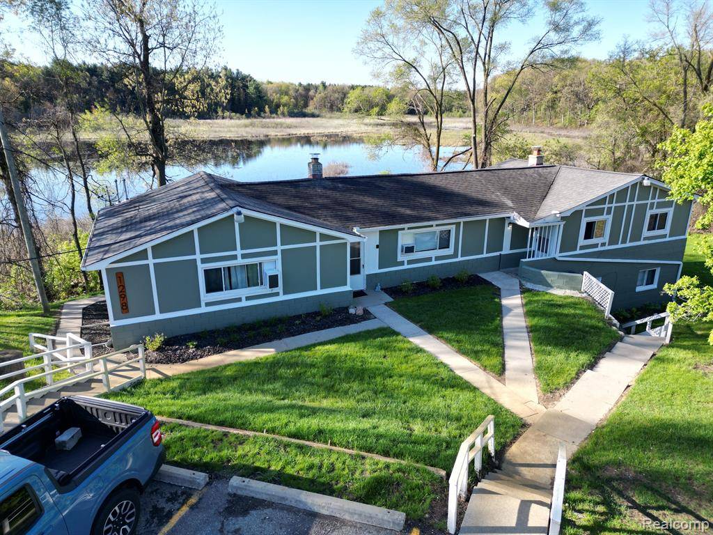 Highland Twp, MI 48356,1298 E HIGHLAND Road