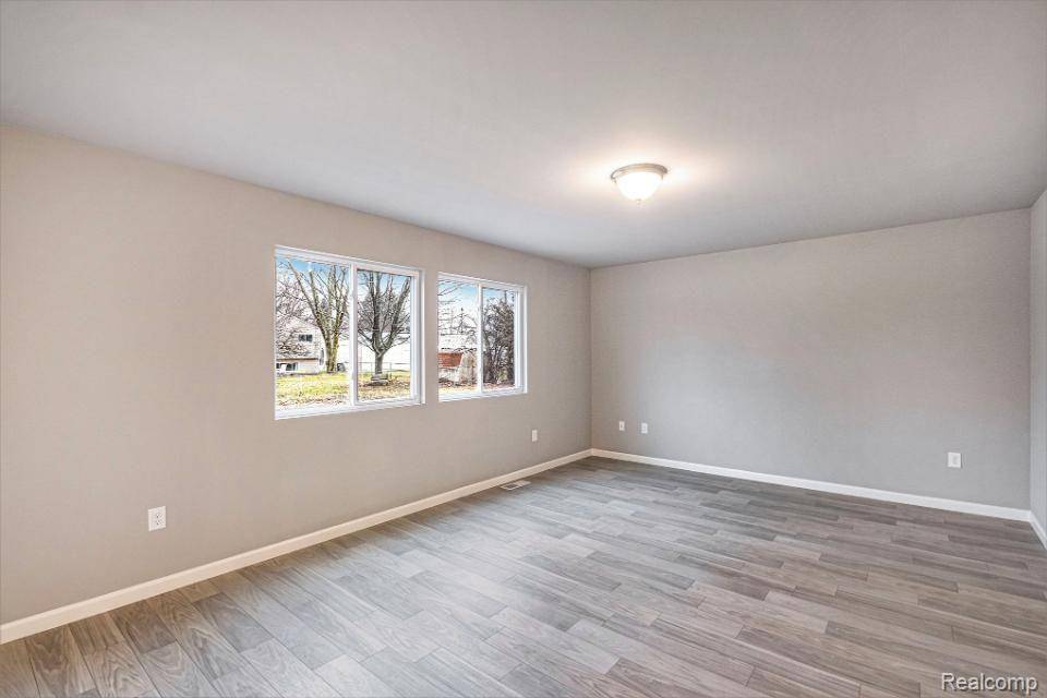 Tecumseh, MI 49286,410 SETTLERS Cove