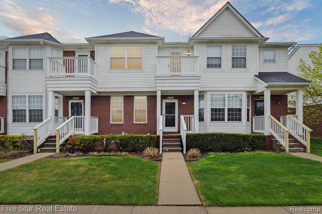 Chesterfield Twp, MI 48051,29196 PHILADELPHIA Drive
