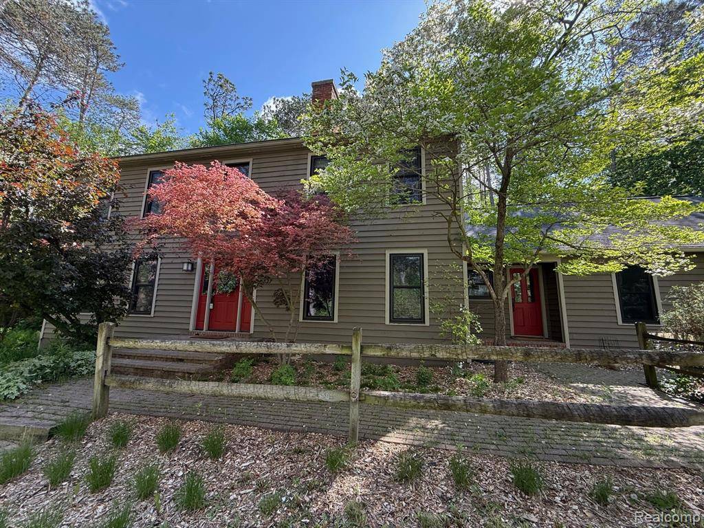 Scio Twp, MI 48103,1827 HIGH HOLLOW Drive