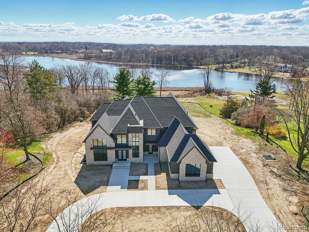 Bloomfield Twp, MI 48302,3281 Chickering Lane