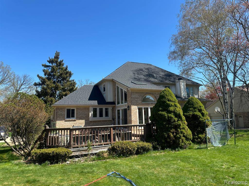 Rochester Hills, MI 48306,3229 PARKWOOD Drive