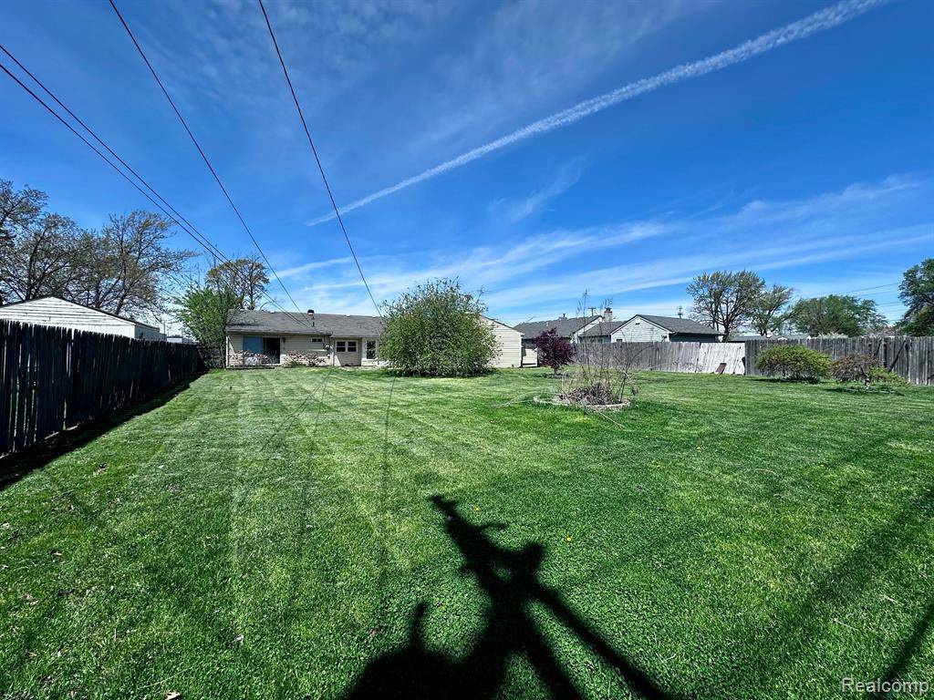 Clinton Twp, MI 48036,37688 S GROESBECK