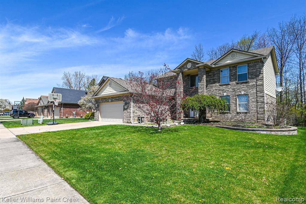 New Baltimore, MI 48047,51466 PROMENADE Lane