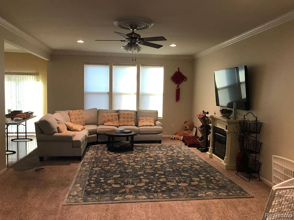 Novi, MI 48377,28478 WITHERSPOON Drive