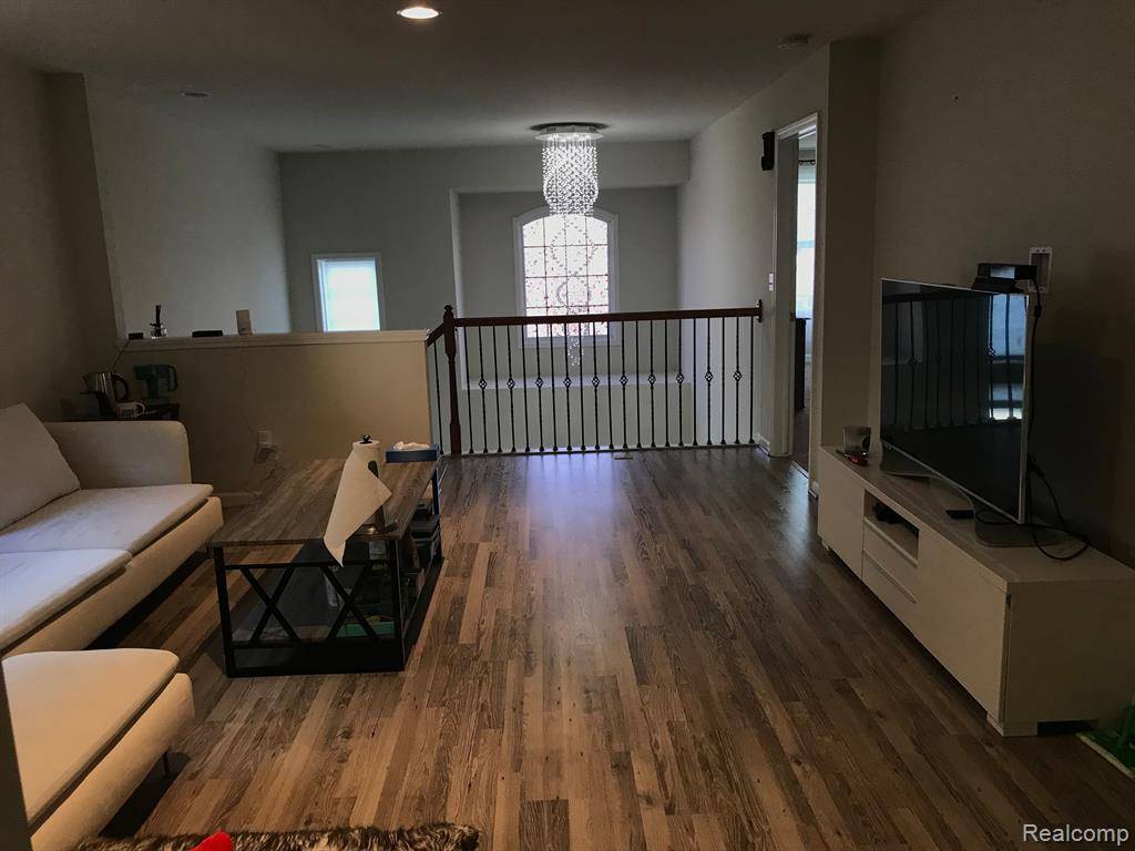 Novi, MI 48377,28478 WITHERSPOON Drive