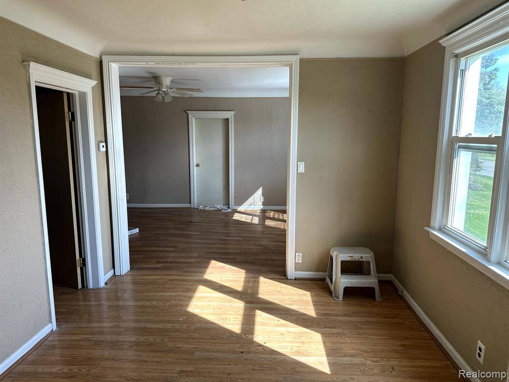 Harrison Twp, MI 48045,36807 JEFFERSON Avenue