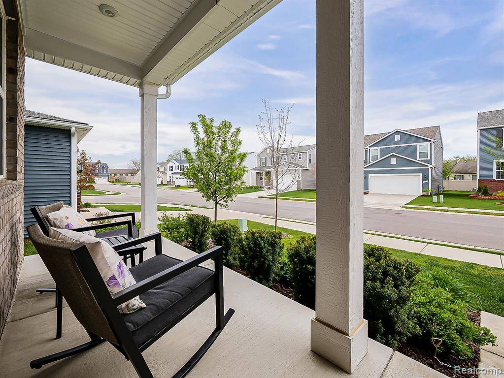 South Lyon, MI 48178,6040 FIELDSTONE Circle