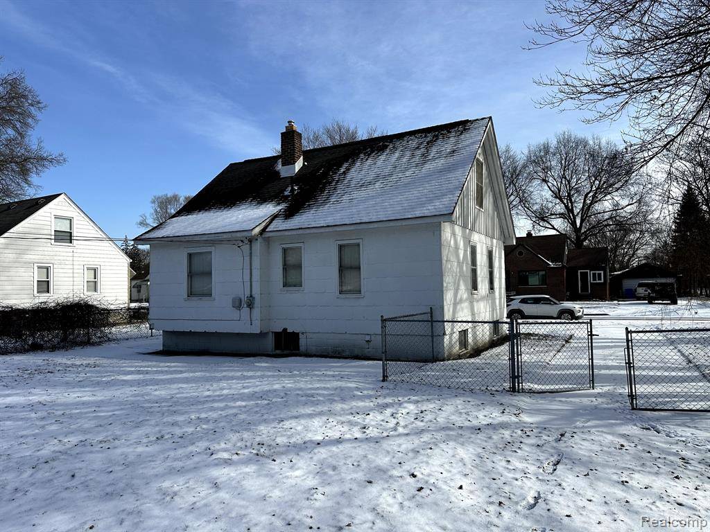 Warren, MI 48091,23657 HILL Avenue