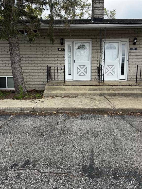 White Lake Twp, MI 48386,152 Summit View Ct