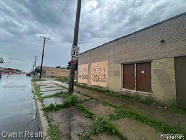Detroit, MI 48224,16134 E WARREN Avenue
