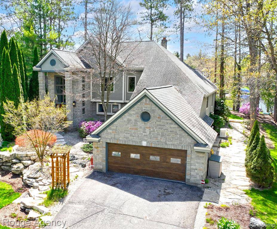 Orion Twp, MI 48362,1151 ABSEGUAMI Trail