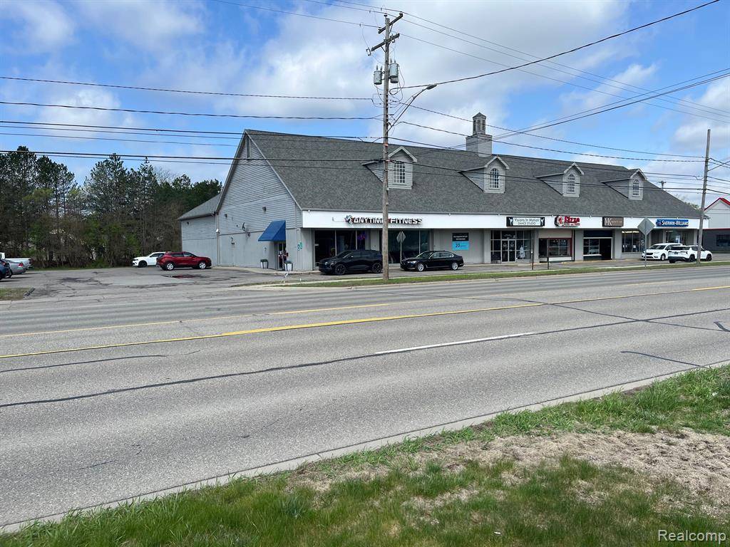Fenton, MI 48430,1149 N LEROY Street 1157