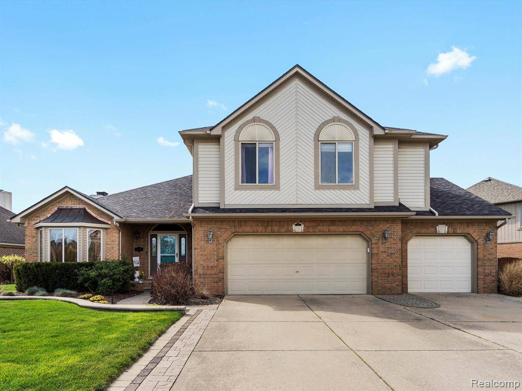 Macomb Twp, MI 48044,46891 EDGEWATER Drive
