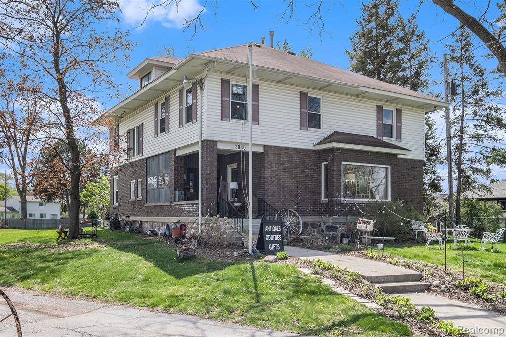 Grand Blanc Twp, MI 48507,2040 E MAPLE Avenue