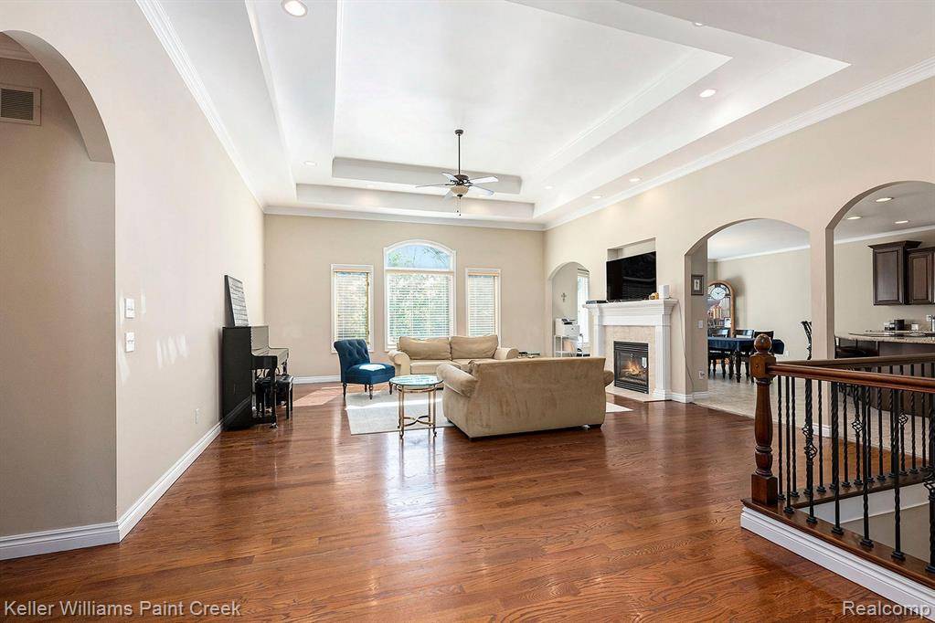 Shelby Twp, MI 48315,54678 PELICAN Lane