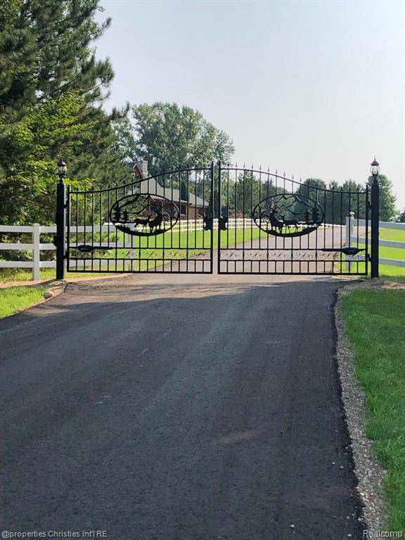 Livingston Twp, MI 49735,150 IRONTONE SPRINGS Trail
