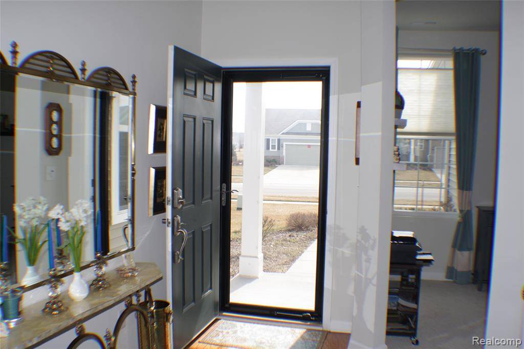 Grand Blanc Twp, MI 48439,9411 SAINT ANDREWS Drive