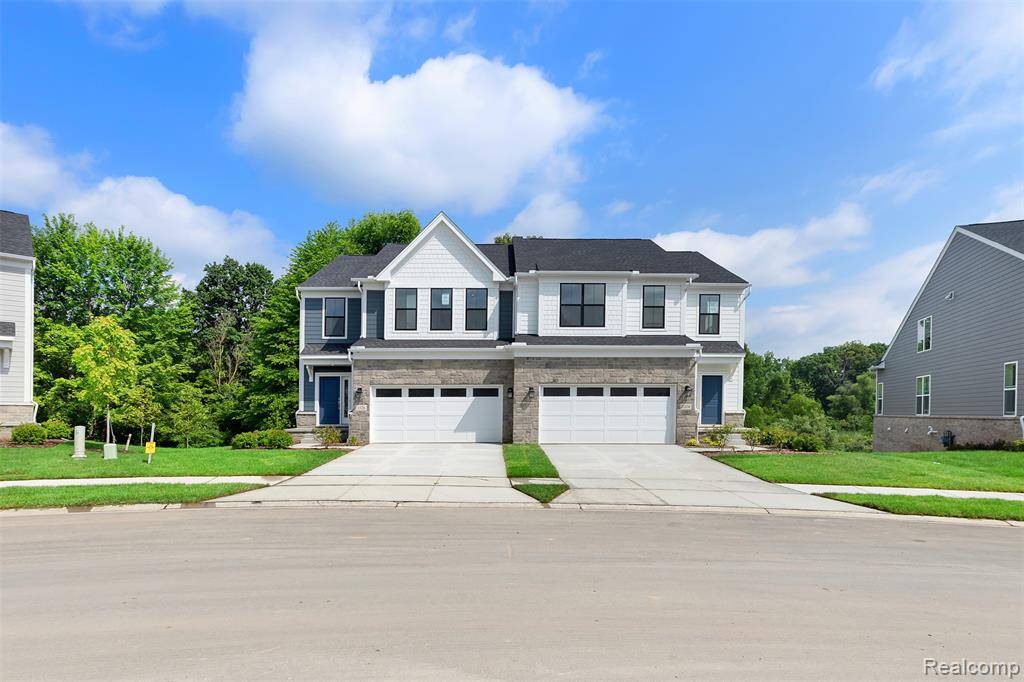 West Bloomfield Twp, MI 48323,5326 Trail Vista Drive