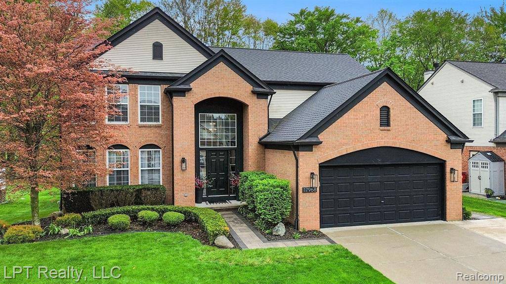 Macomb Twp, MI 48042,17968 HURON Drive